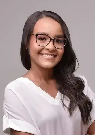 Dra. Kelly Alves